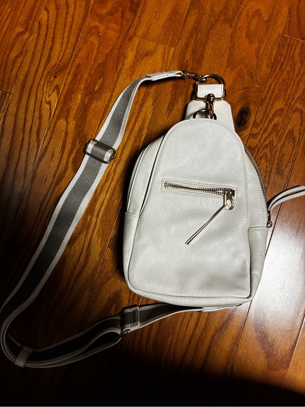 Universal Thread White Crossbody Sling Bag with Striped Strap